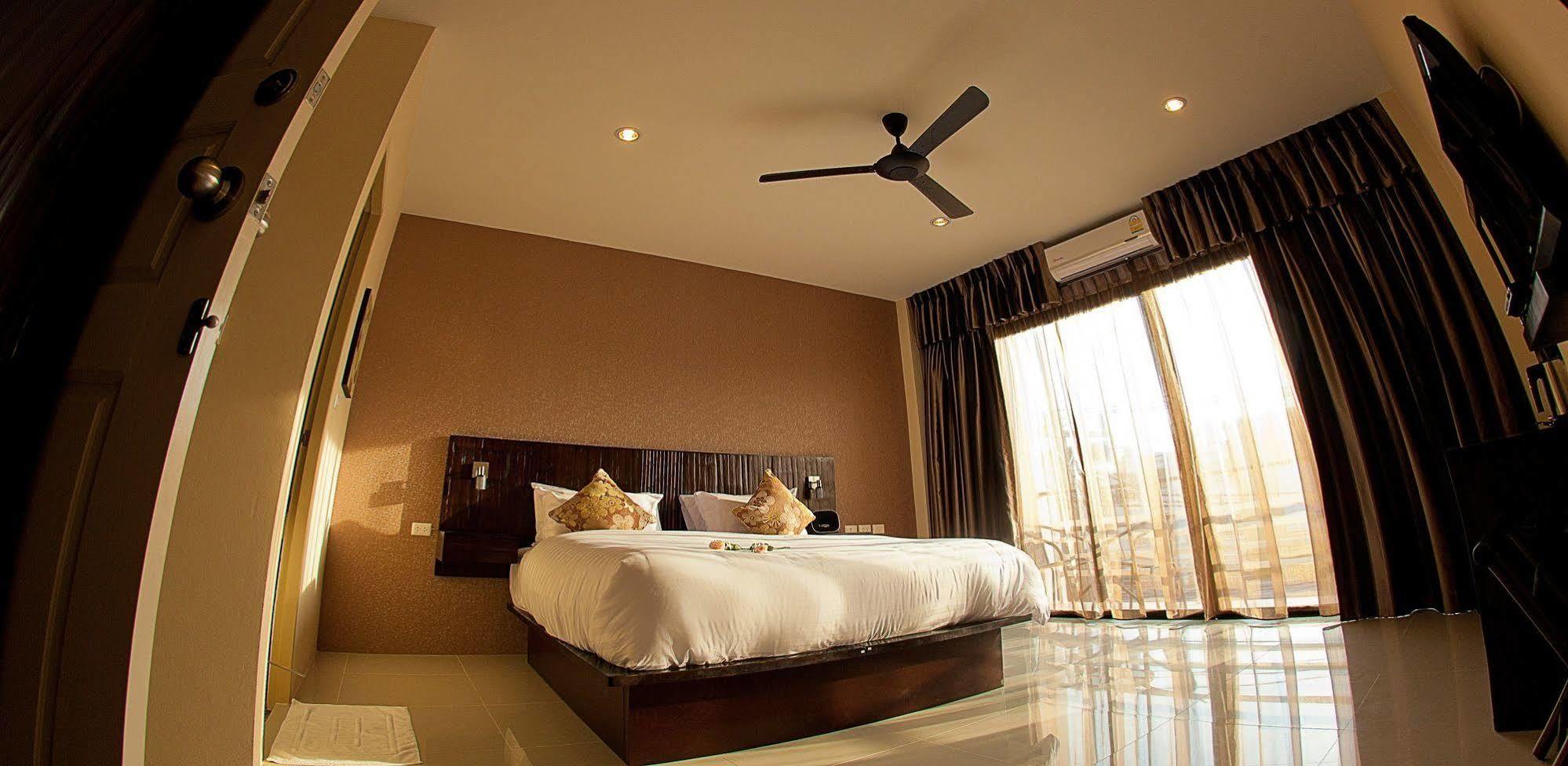 เมลโล สเปซ บูติค รูมส์ Hotel Karon ภายนอก รูปภาพ